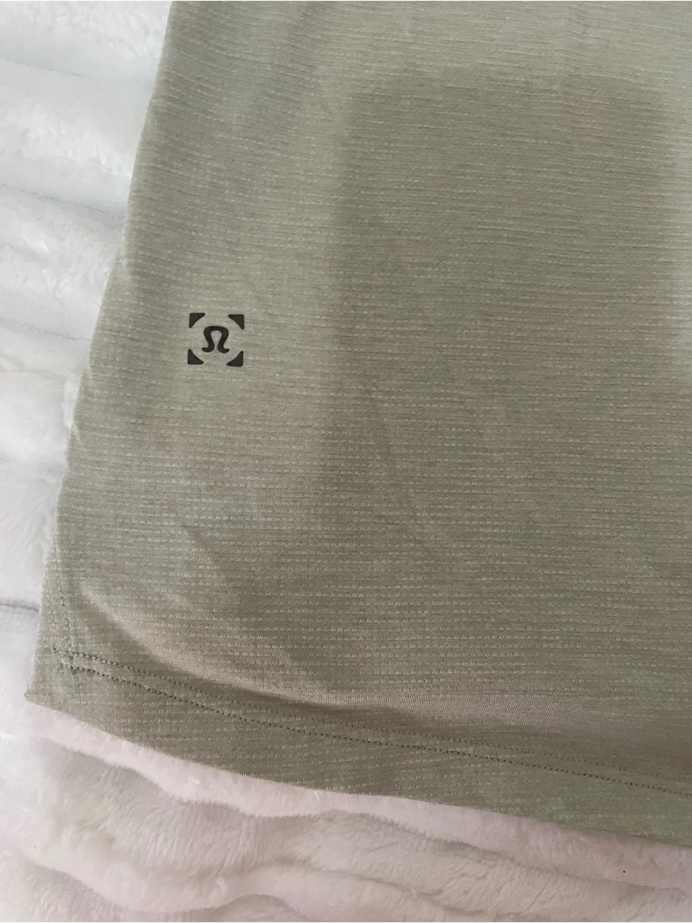 Lululemon Men's Performance Tank Top in Light Beige and Gray